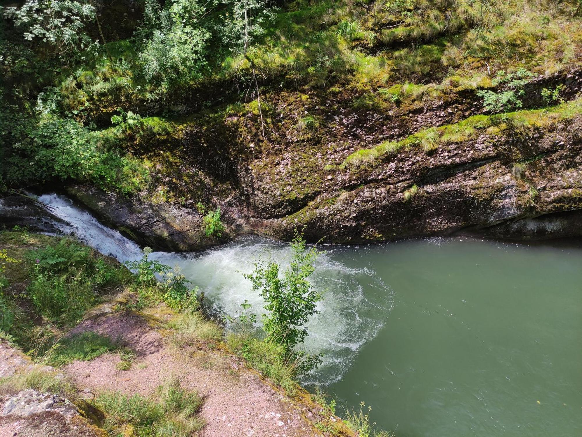 Vila Zapis - Zavojsko Jezero Pirot Bagian luar foto