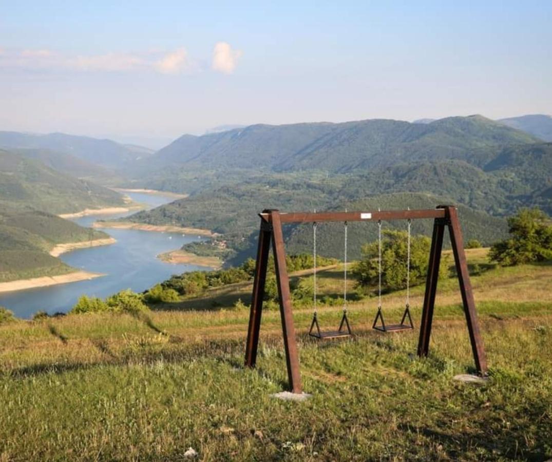 Vila Zapis - Zavojsko Jezero Pirot Bagian luar foto